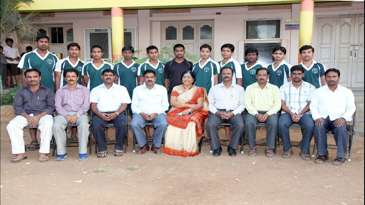 Dr.Vijayalakshmi Veeramachaneni